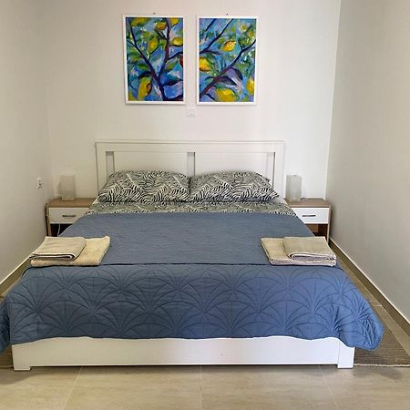 D&M Apartments Palit Экстерьер фото