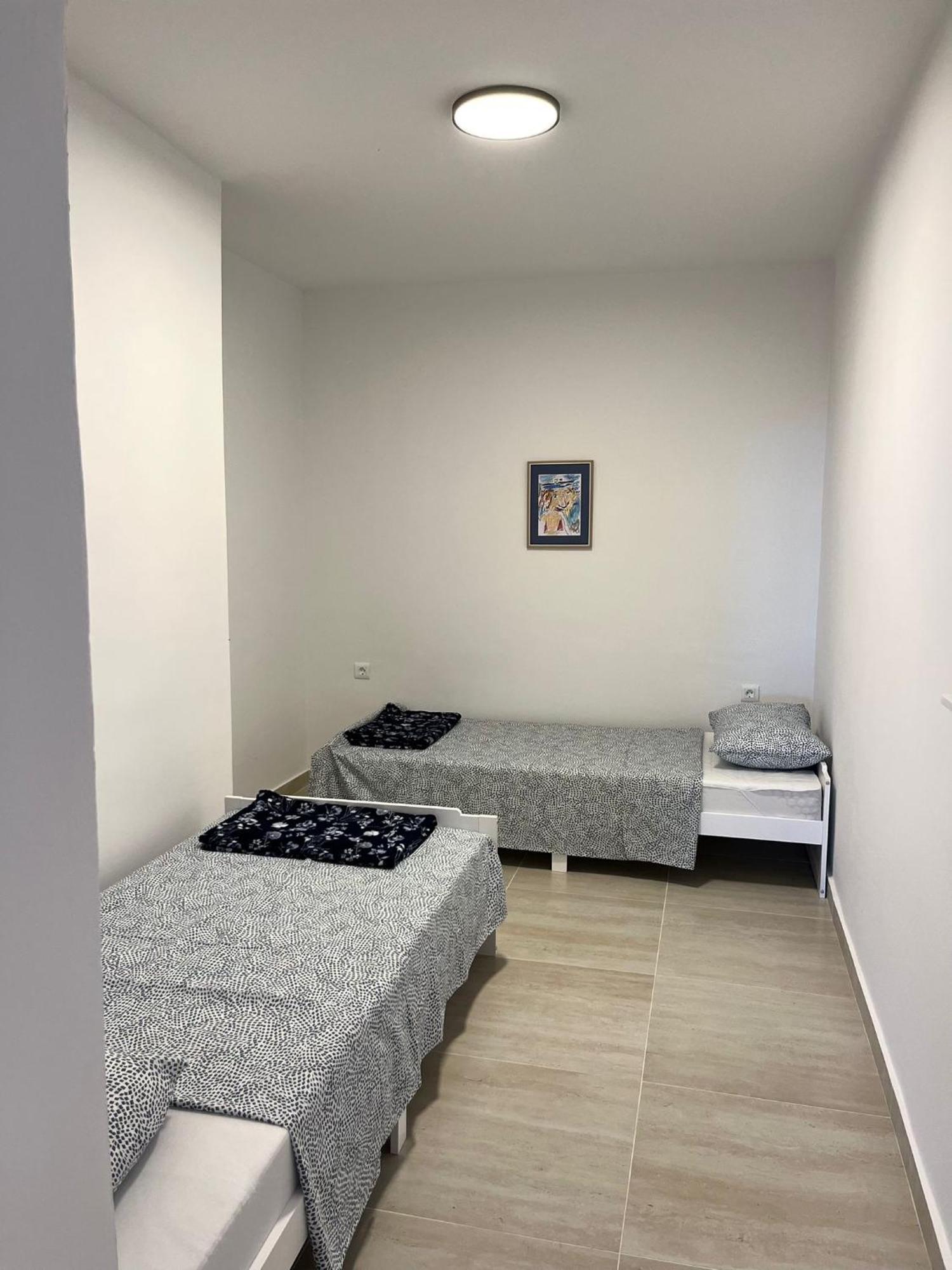 D&M Apartments Palit Экстерьер фото